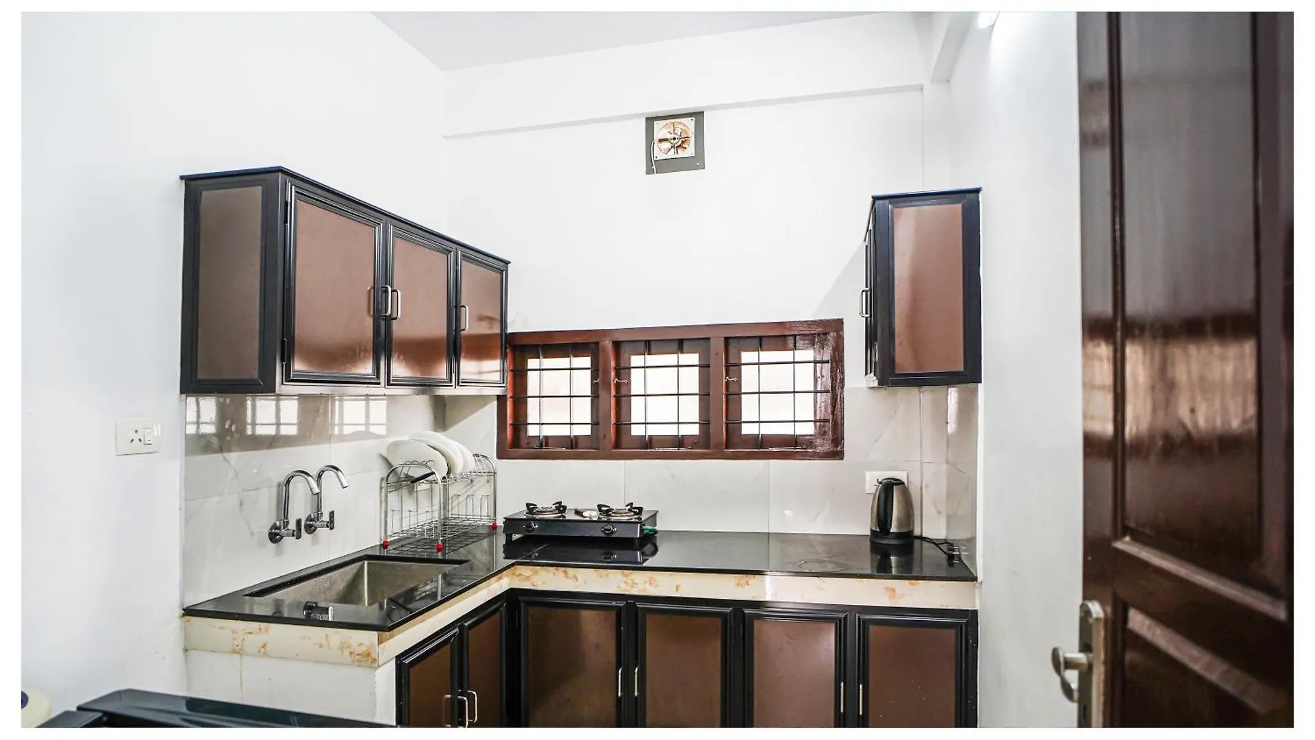 Kochi Noel Apartments 0*,  הודו